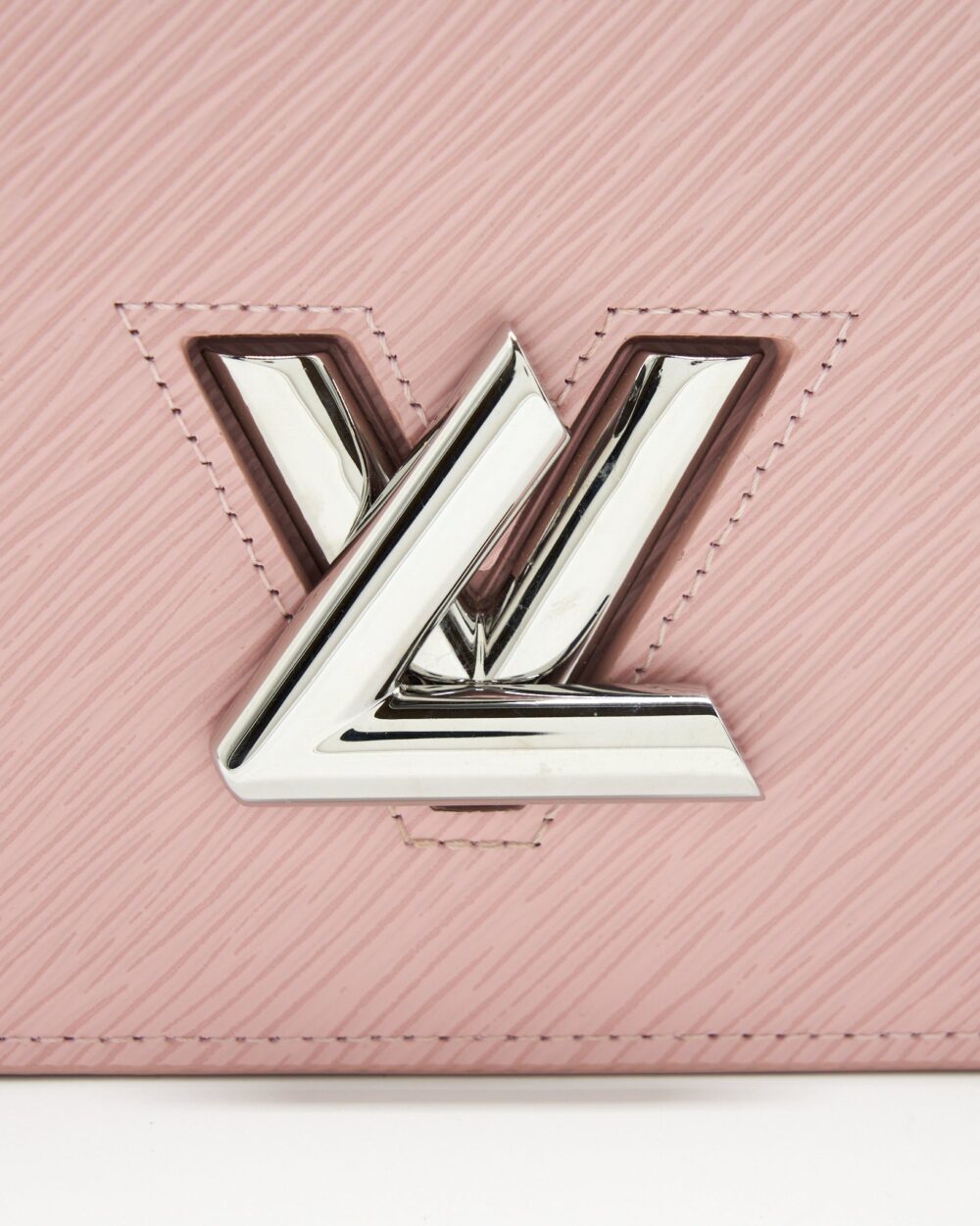 AAA Replica Louis Vuitton LV TWIST WALLET ON CHAIN EPI PINK SHW