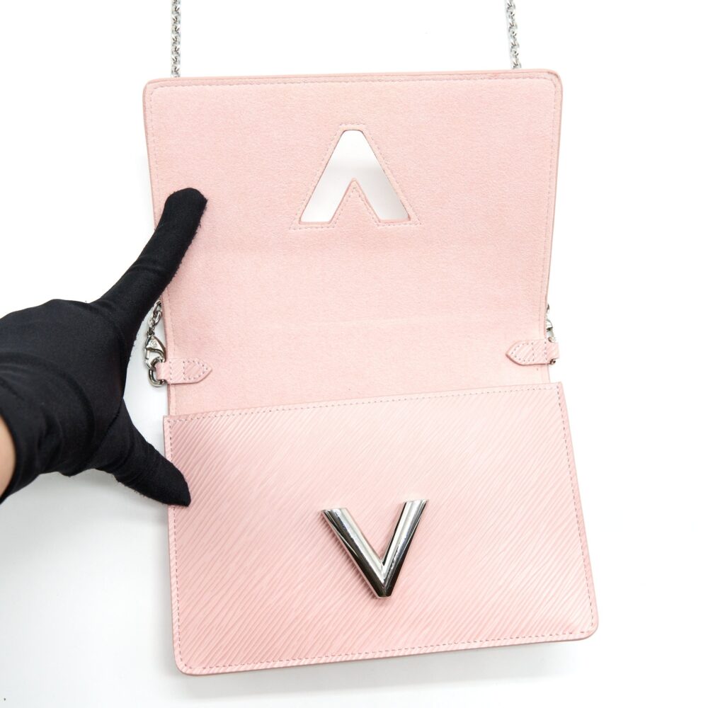 AAA Replica Louis Vuitton LV TWIST WALLET ON CHAIN EPI PINK SHW