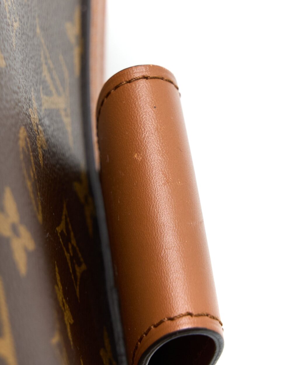 AAA Replica Louis Vuitton LV DAUPHINE MM MONOGRAM CANVAS GHW