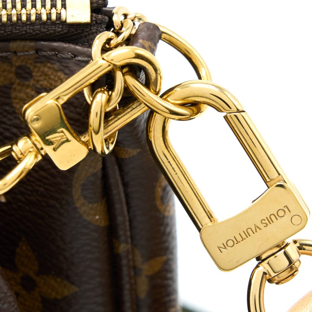 AAA Replica Louis Vuitton LV MULTI POCHETTE WITH KHAKI STRAP GHW