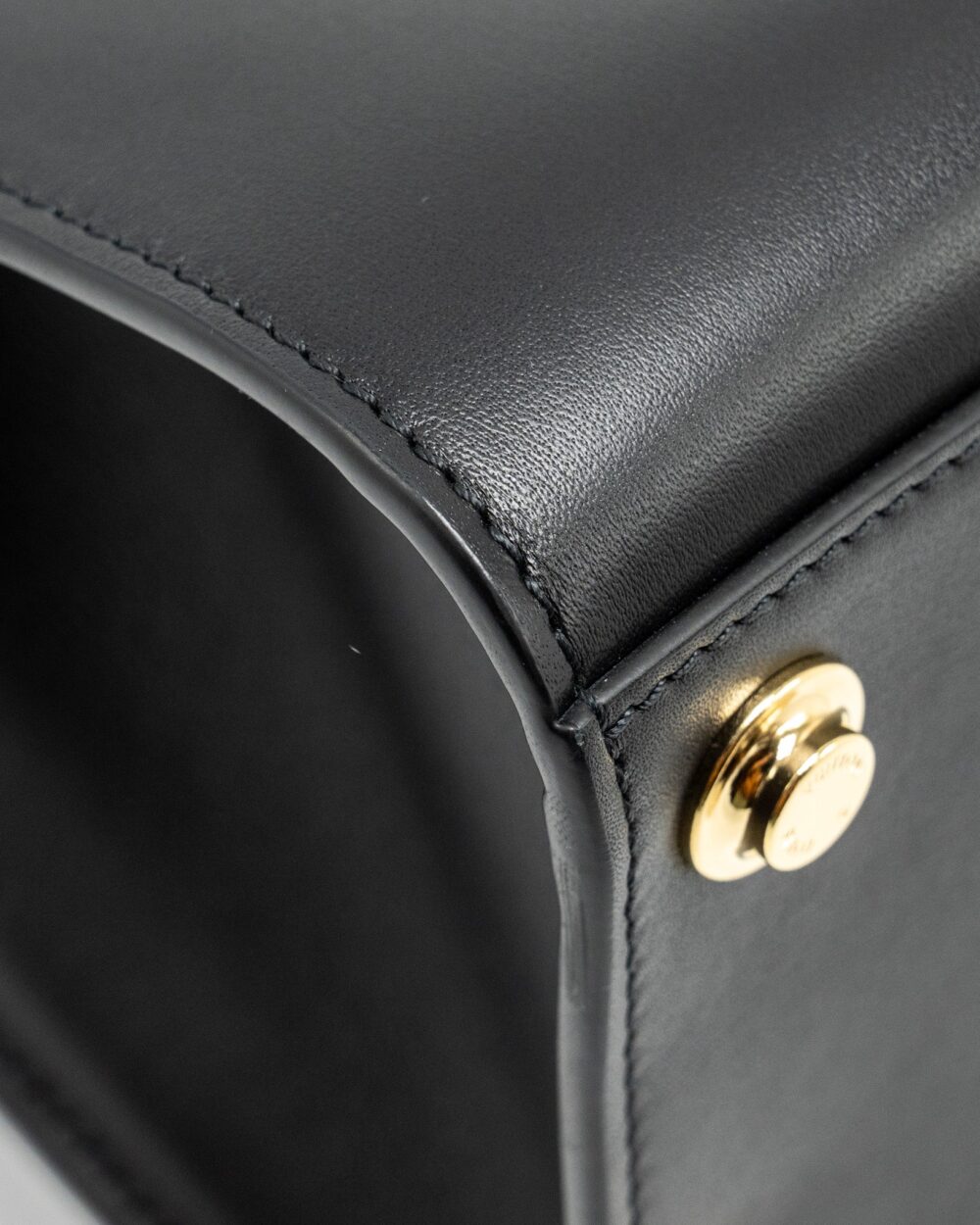 AAA Replica Louis Vuitton LV CITY STEAMER PM GRAINED CALFSKIN BLACK GHW