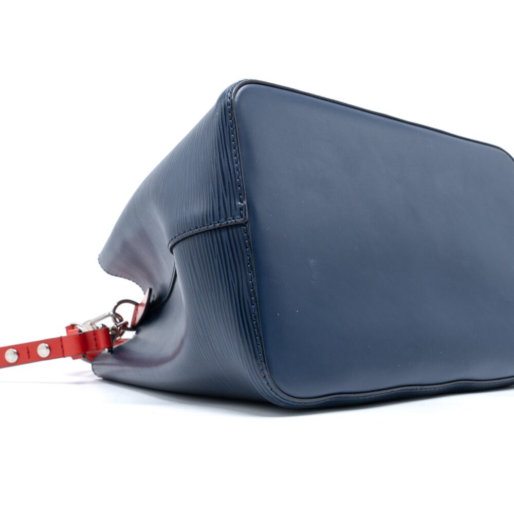 AAA Replica Louis Vuitton LV NEONOE EPI INDIGO SHW