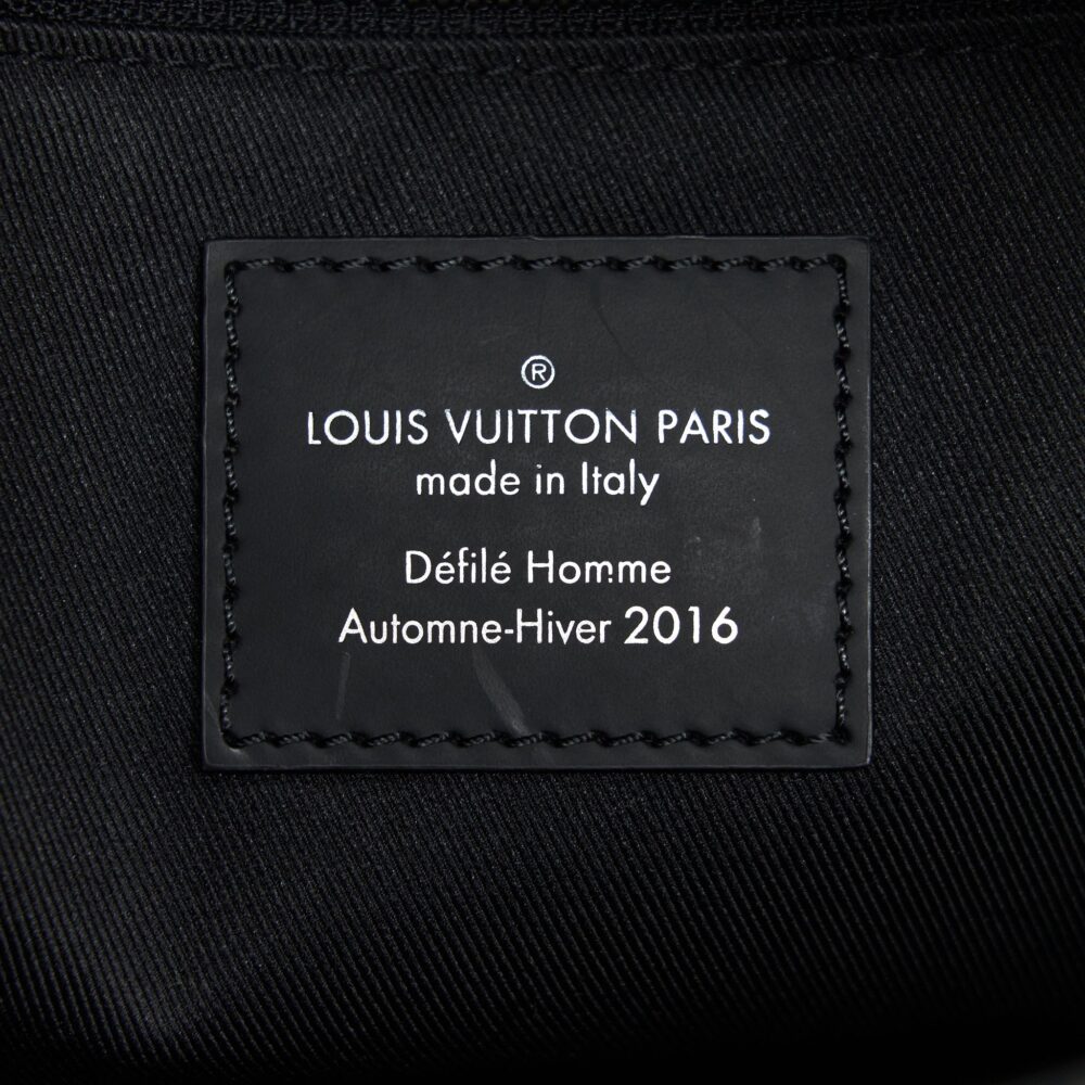 AAA Replica Louis Vuitton LV MESSENGER PM VOYAGER MONOGRAM