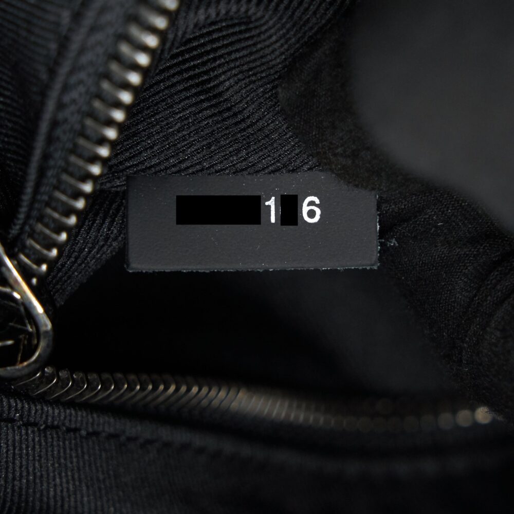 AAA Replica Louis Vuitton LV MESSENGER PM VOYAGER MONOGRAM