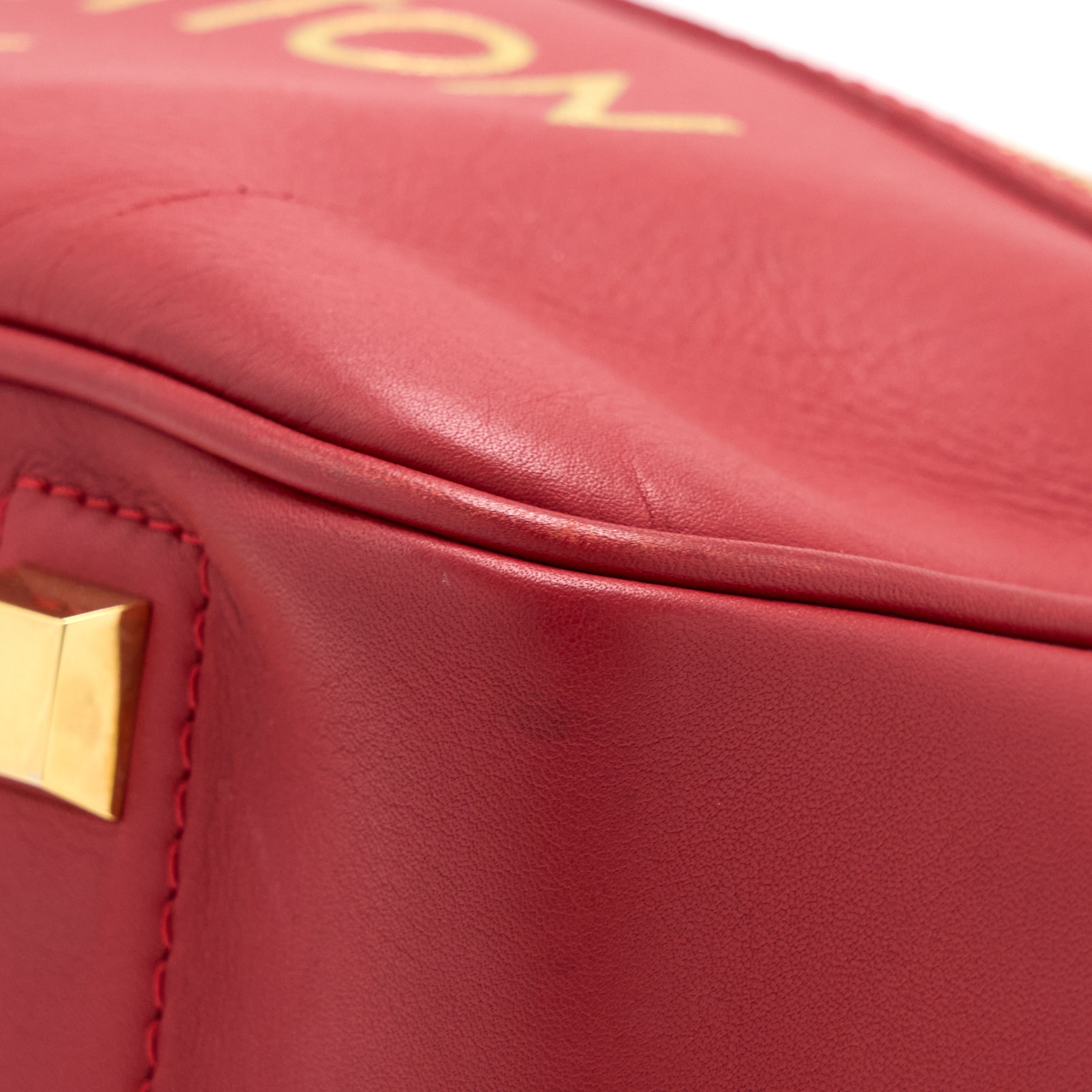 AAA Replica Louis Vuitton LV MESSENGER BAG LIMITED EDITION RED GHW