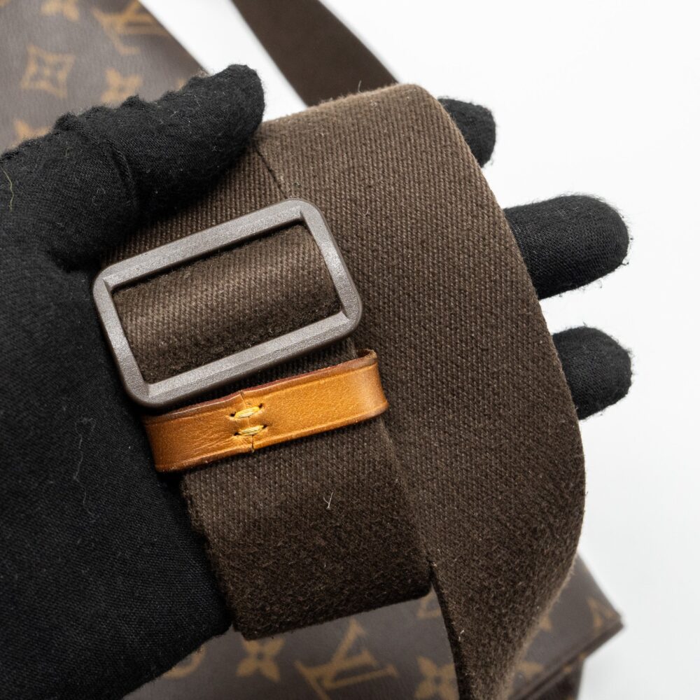 AAA Replica Louis Vuitton LV MEN’S MESSENGER BAG MONOGRAM CANVAS GHW