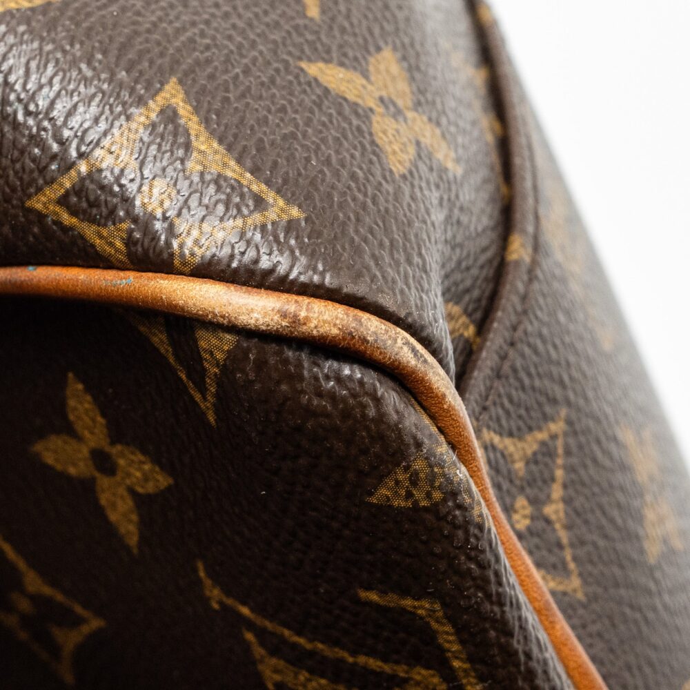 AAA Replica Louis Vuitton LV MEN’S MESSENGER BAG MONOGRAM CANVAS GHW