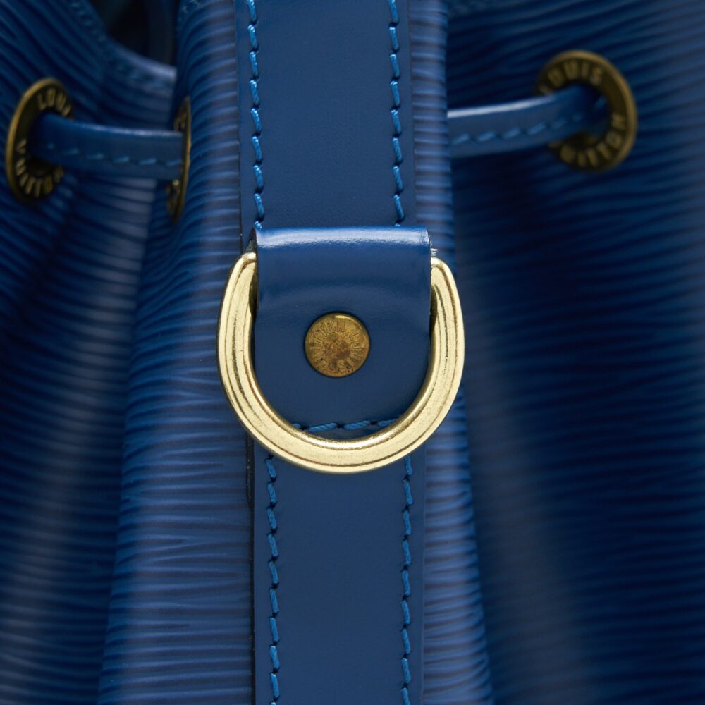 AAA Replica Louis Vuitton LV VINTAGE PETITE NOE EPI BLUE GHW