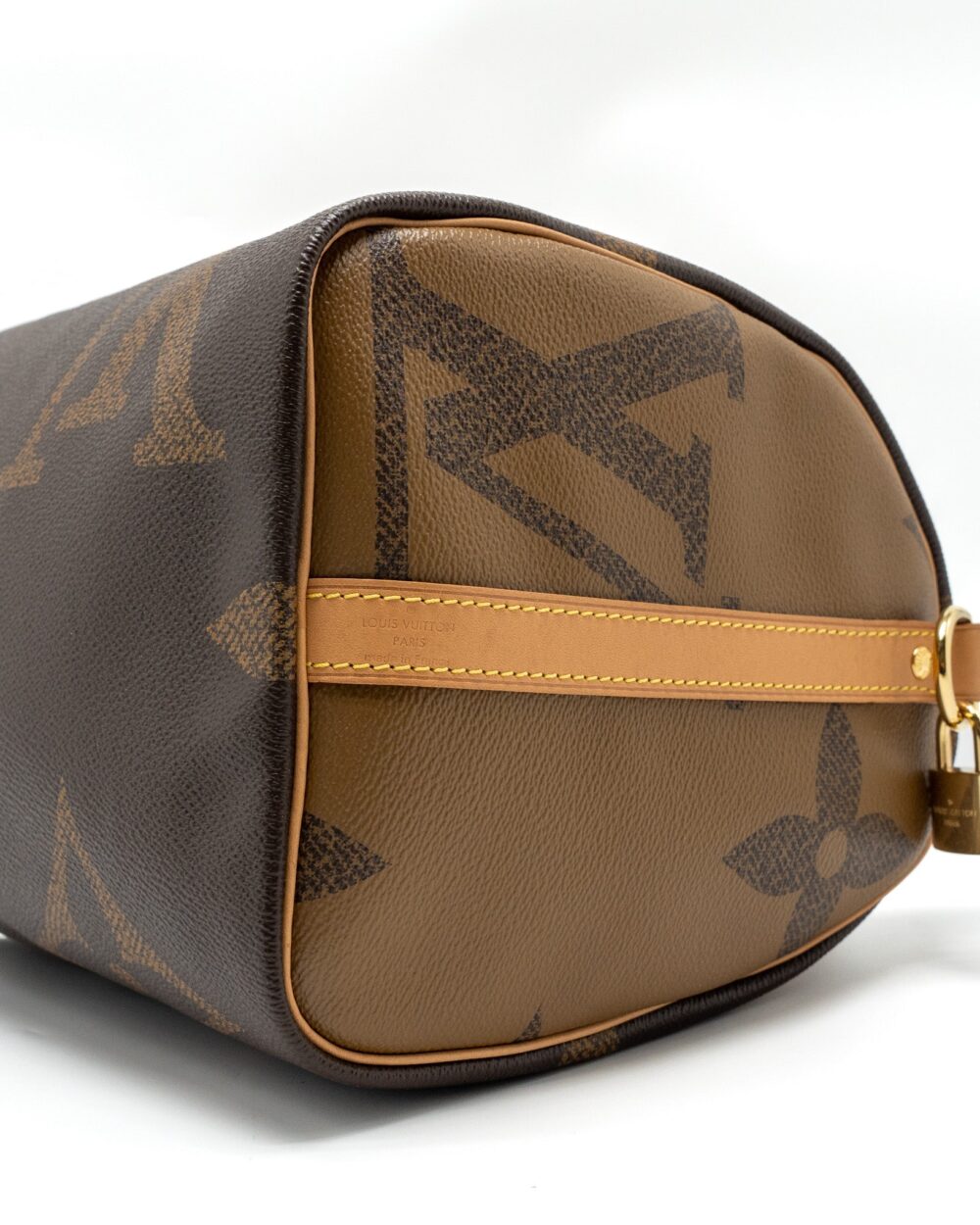 AAA Replica Louis Vuitton LV SPEEDY 30 BANDOULIERE GIANT MONOGRAM REVERSE CANVAS GHW