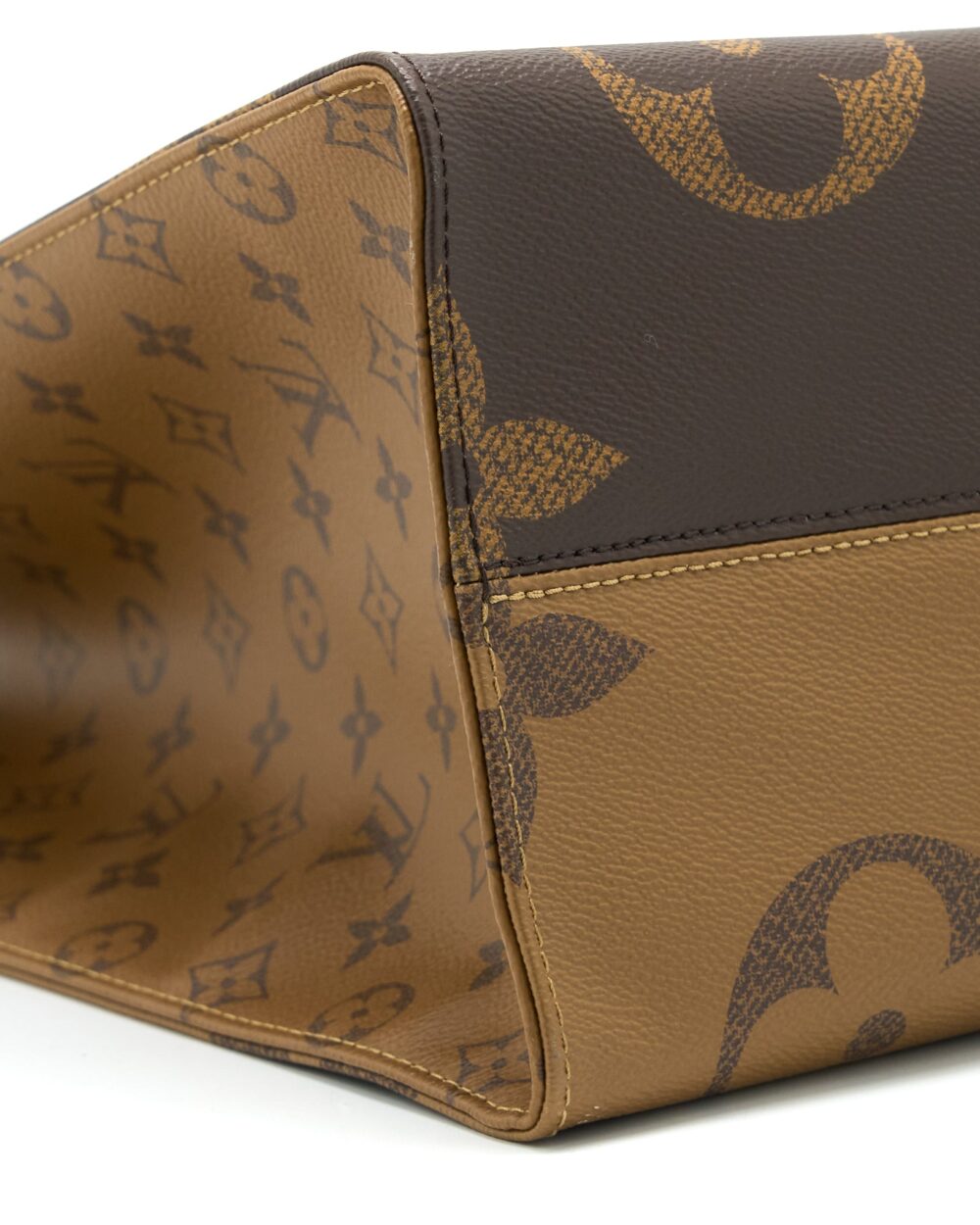 AAA Replica Louis Vuitton LV ON THE GO GM MONOGRAM REVERSE CANVAS GHW
