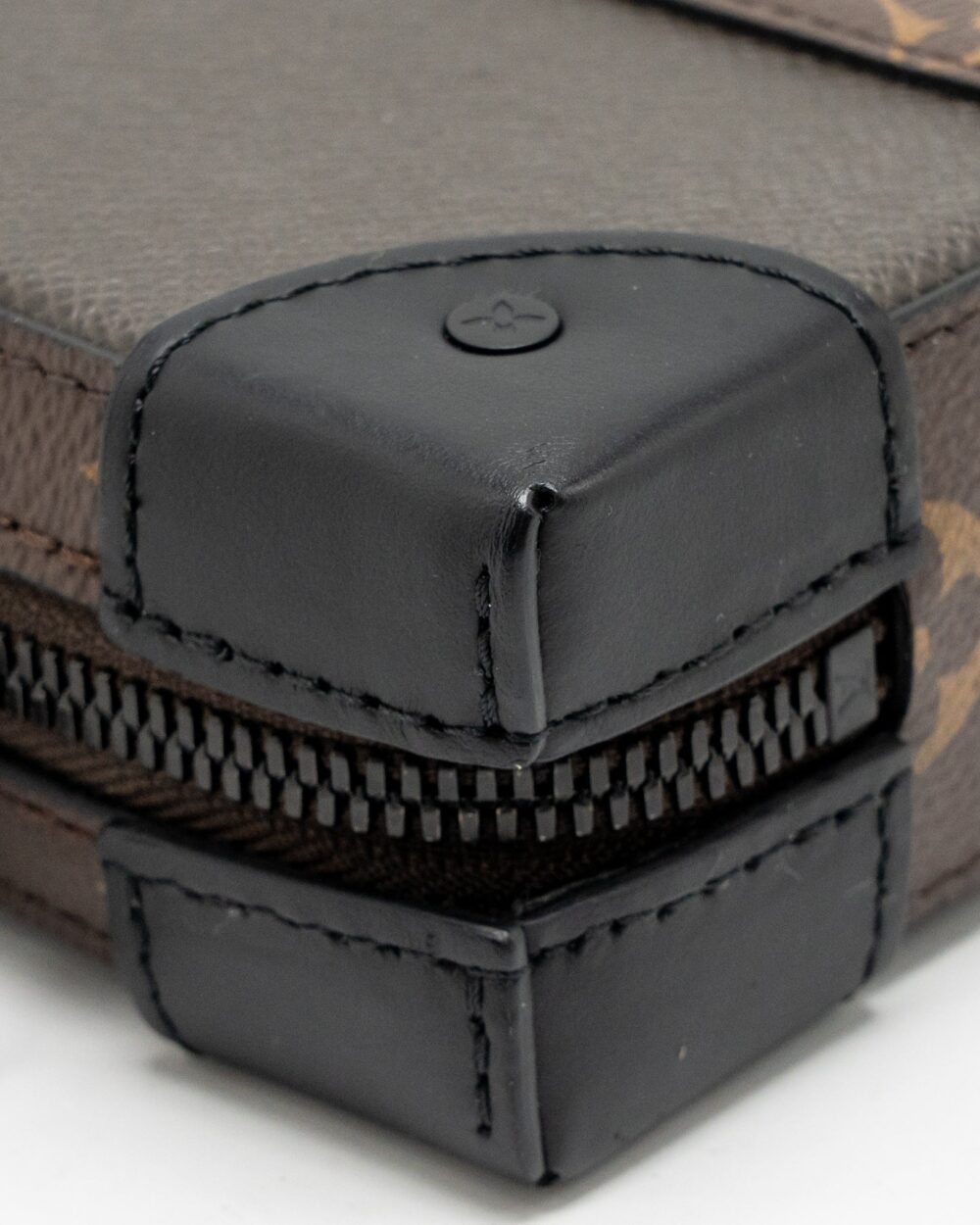 AAA Replica Louis Vuitton LV SOFT TRUNK WALLET TAIGA / MONOGRAM CANVAS KHAKI GREEN BLACK HARDWARE