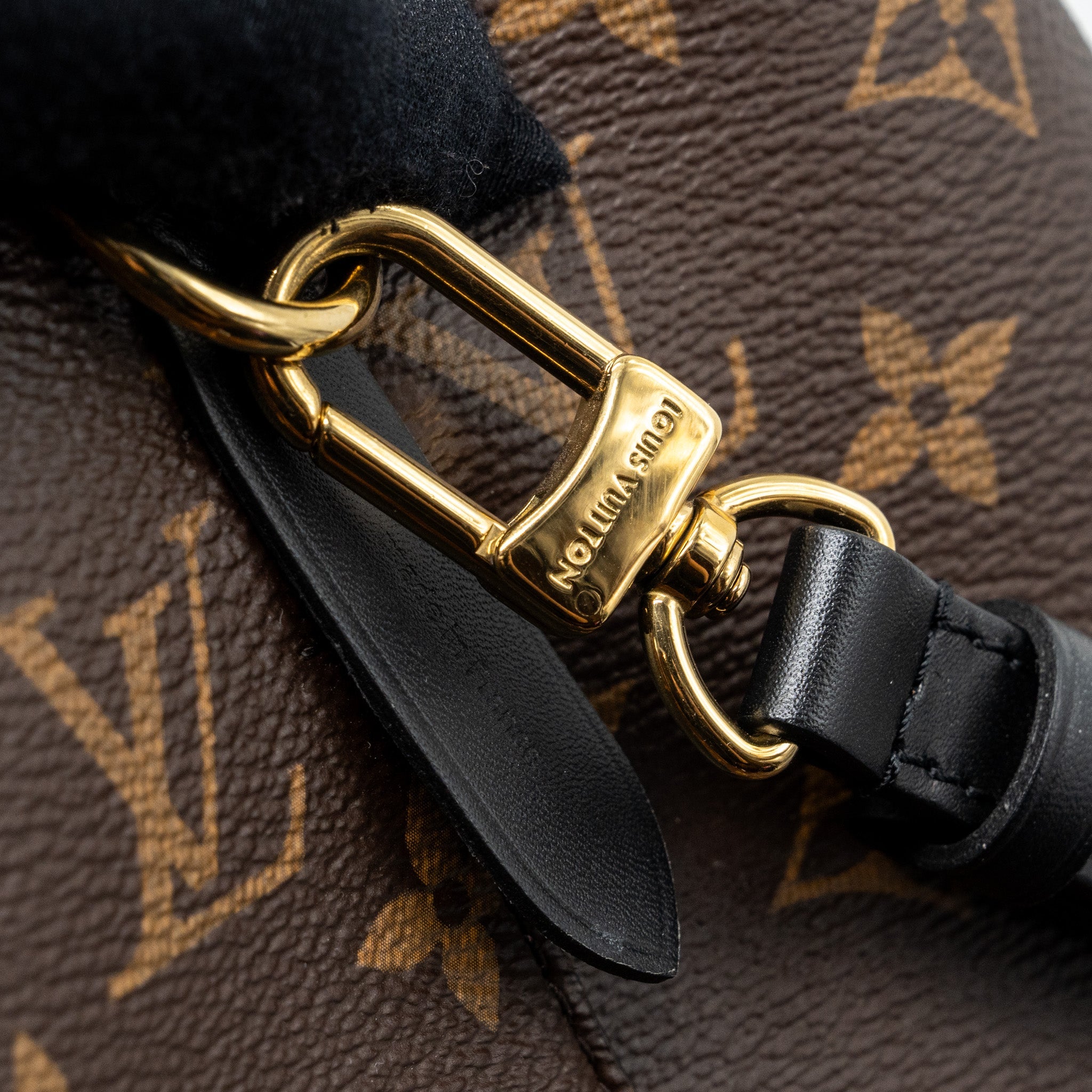 AAA Replica Louis Vuitton LV NEONOE MONOGRAM CANVAS BLACK GHW (NEW VERSION)