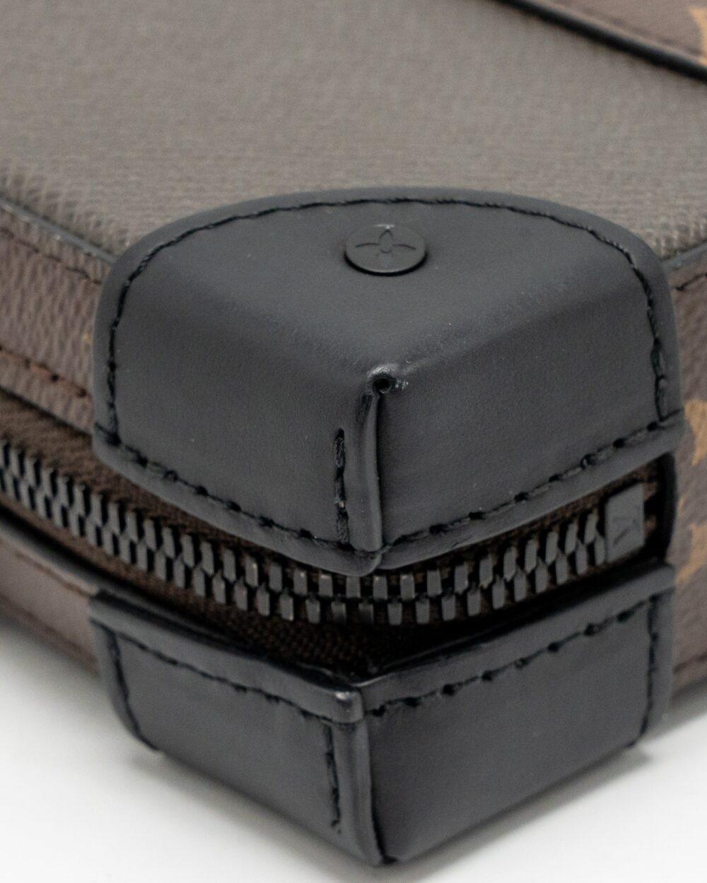 AAA Replica Louis Vuitton LV SOFT TRUNK WALLET TAIGA / MONOGRAM CANVAS KHAKI GREEN BLACK HARDWARE