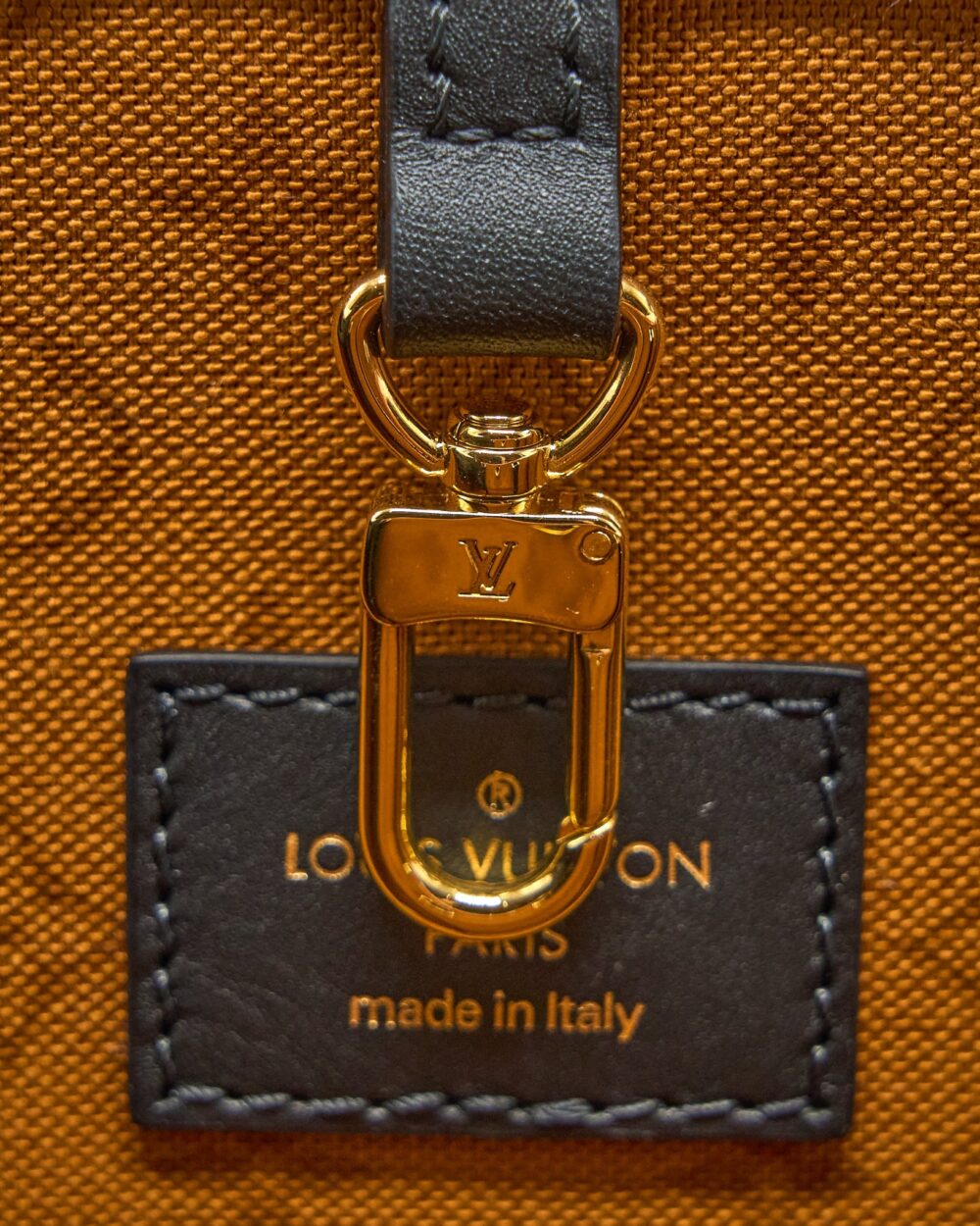 AAA Replica Louis Vuitton LV CRAFTY ONTHEGO GM MONOGRAM GIANT CANVAS MULTICOLOUR GHW