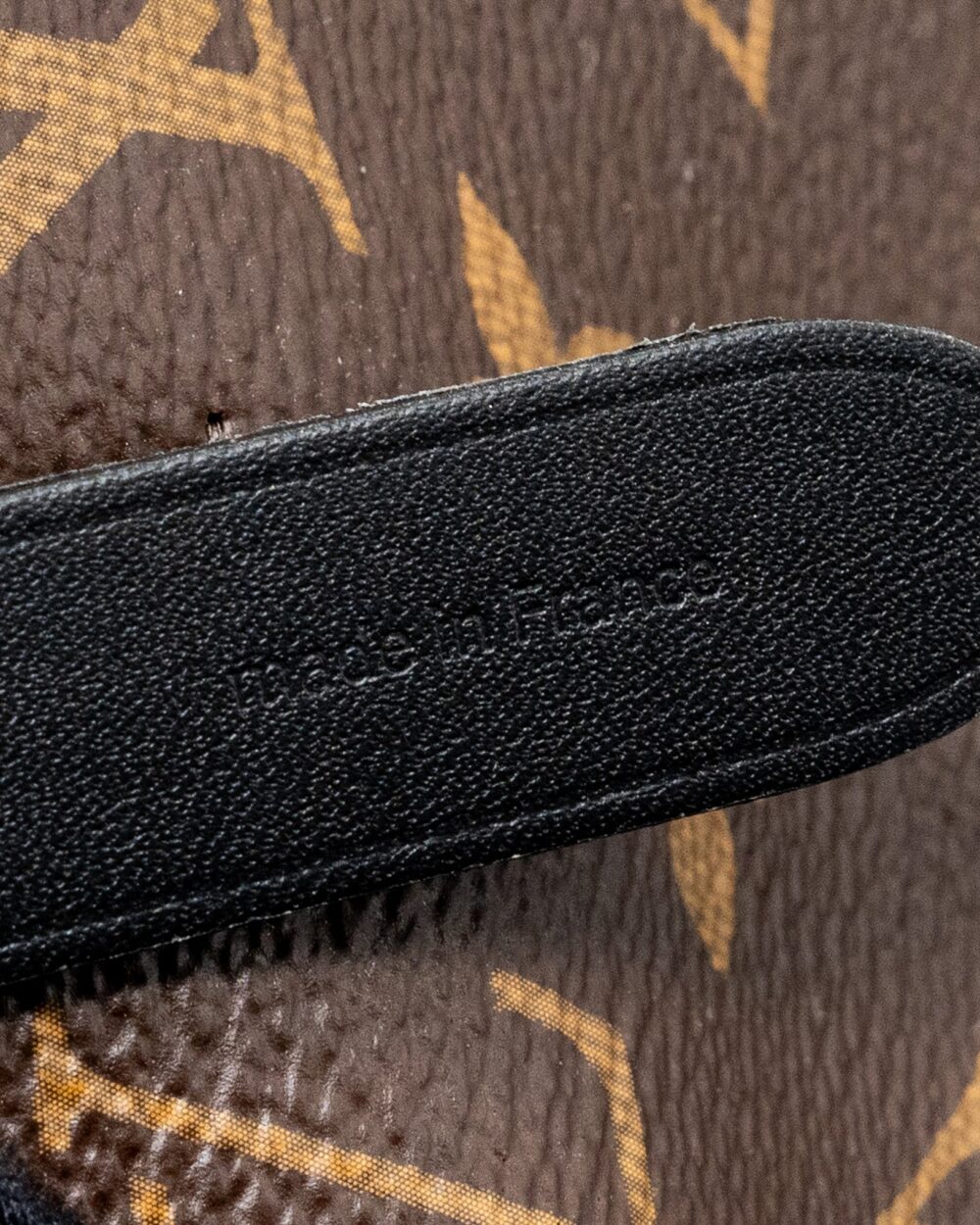 AAA Replica Louis Vuitton LV NEONOE MONOGRAM CANVAS BLACK GHW (NEW VERSION)