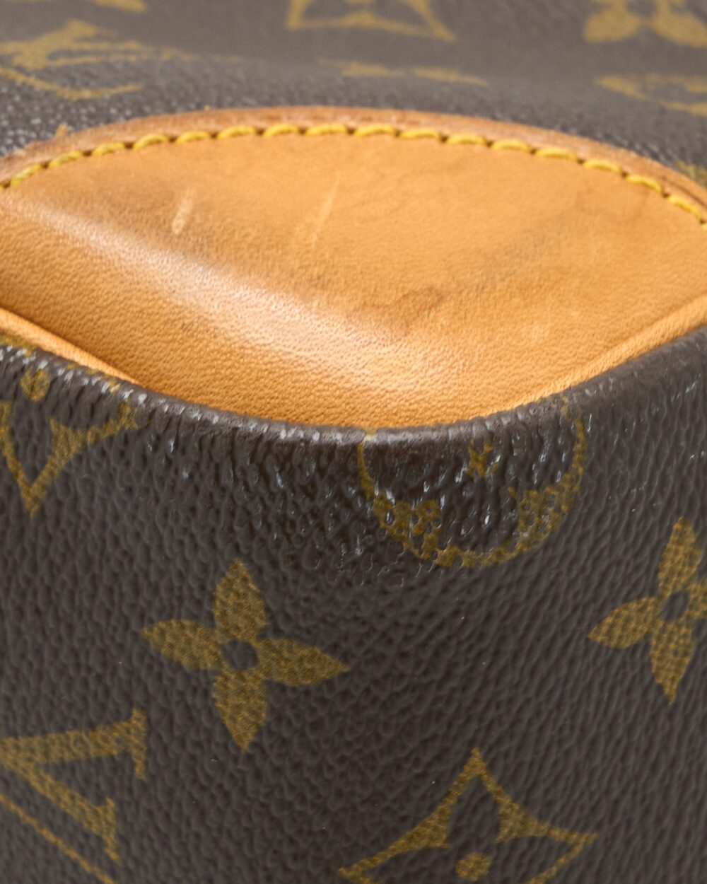 AAA Replica Louis Vuitton LV SMALL LUGGAGE BAG MONOGRAM CANVAS GHW