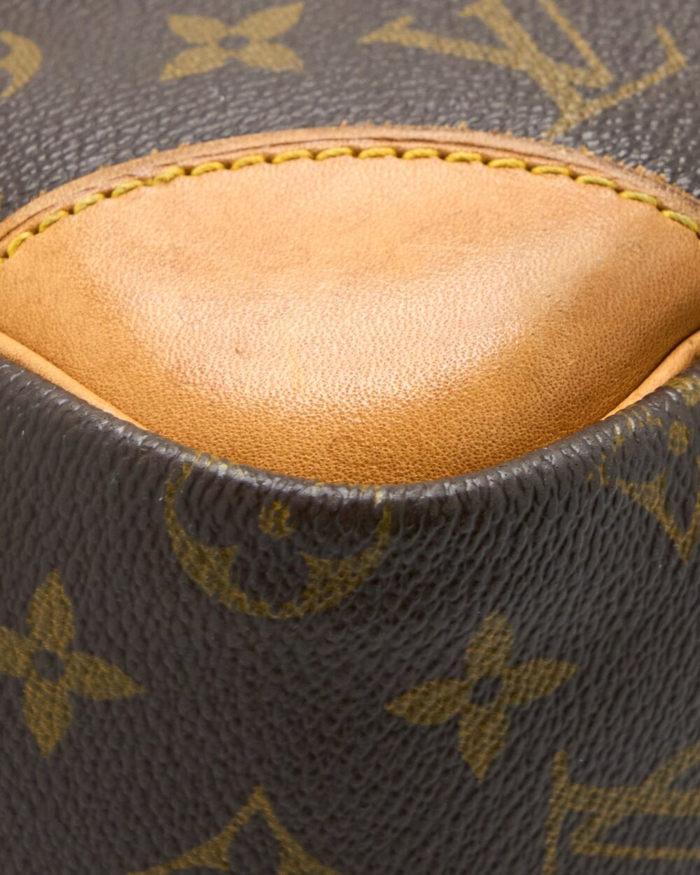 AAA Replica Louis Vuitton LV SMALL LUGGAGE BAG MONOGRAM CANVAS GHW