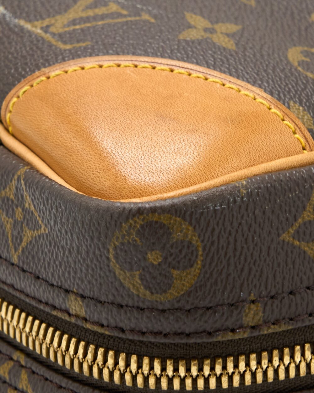 AAA Replica Louis Vuitton LV SMALL LUGGAGE BAG MONOGRAM CANVAS GHW