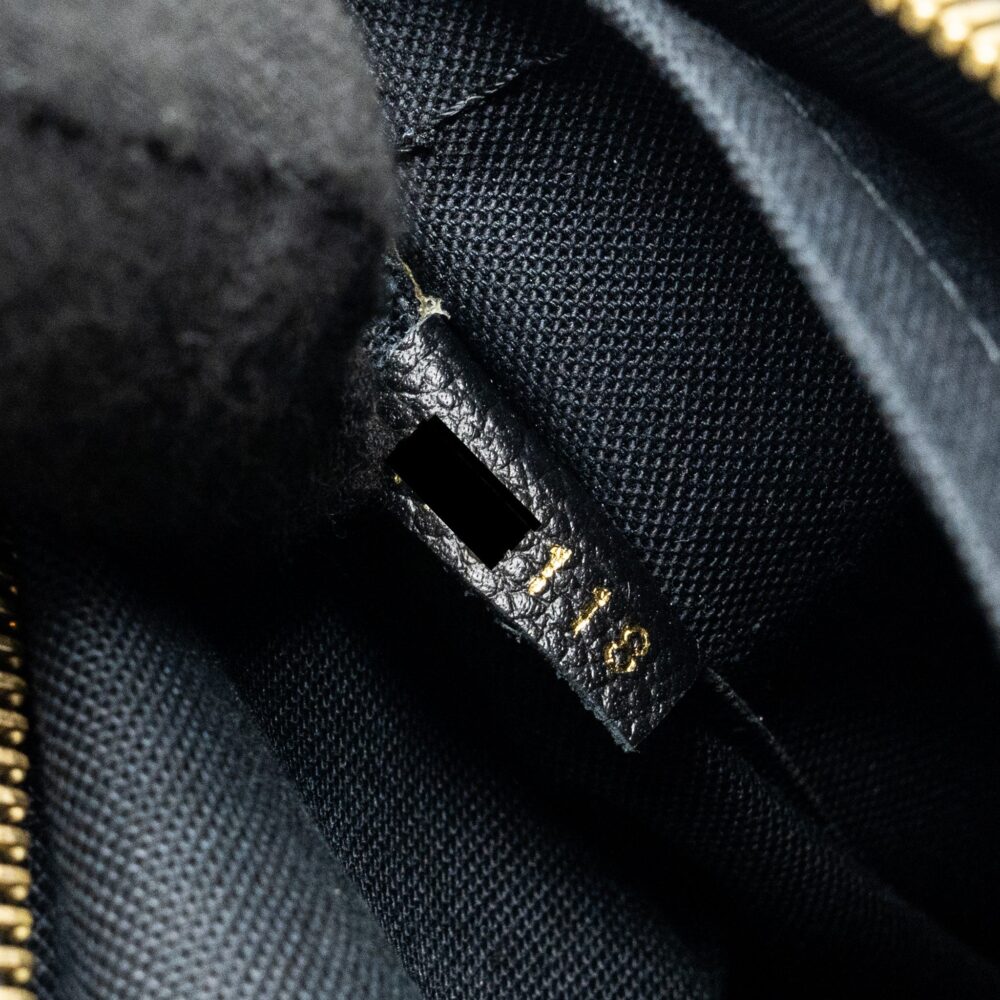 AAA Replica Louis Vuitton LV CLUTCH MONOGRAM EMPREINTE CALFSKIN BALCK GHW
