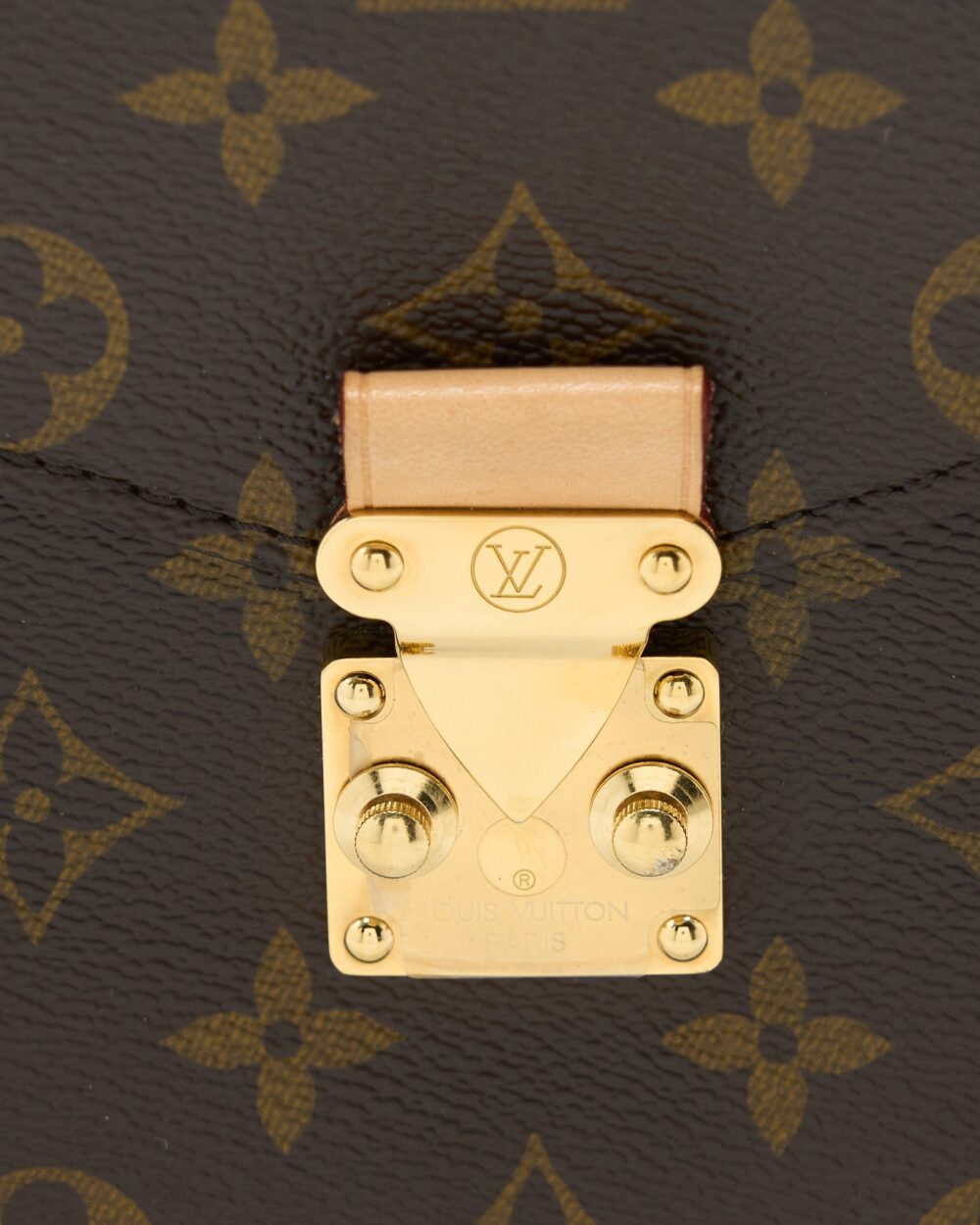 AAA Replica Louis Vuitton LV POCHETTE MÉTIS MONOGRAM CANVAS GHW