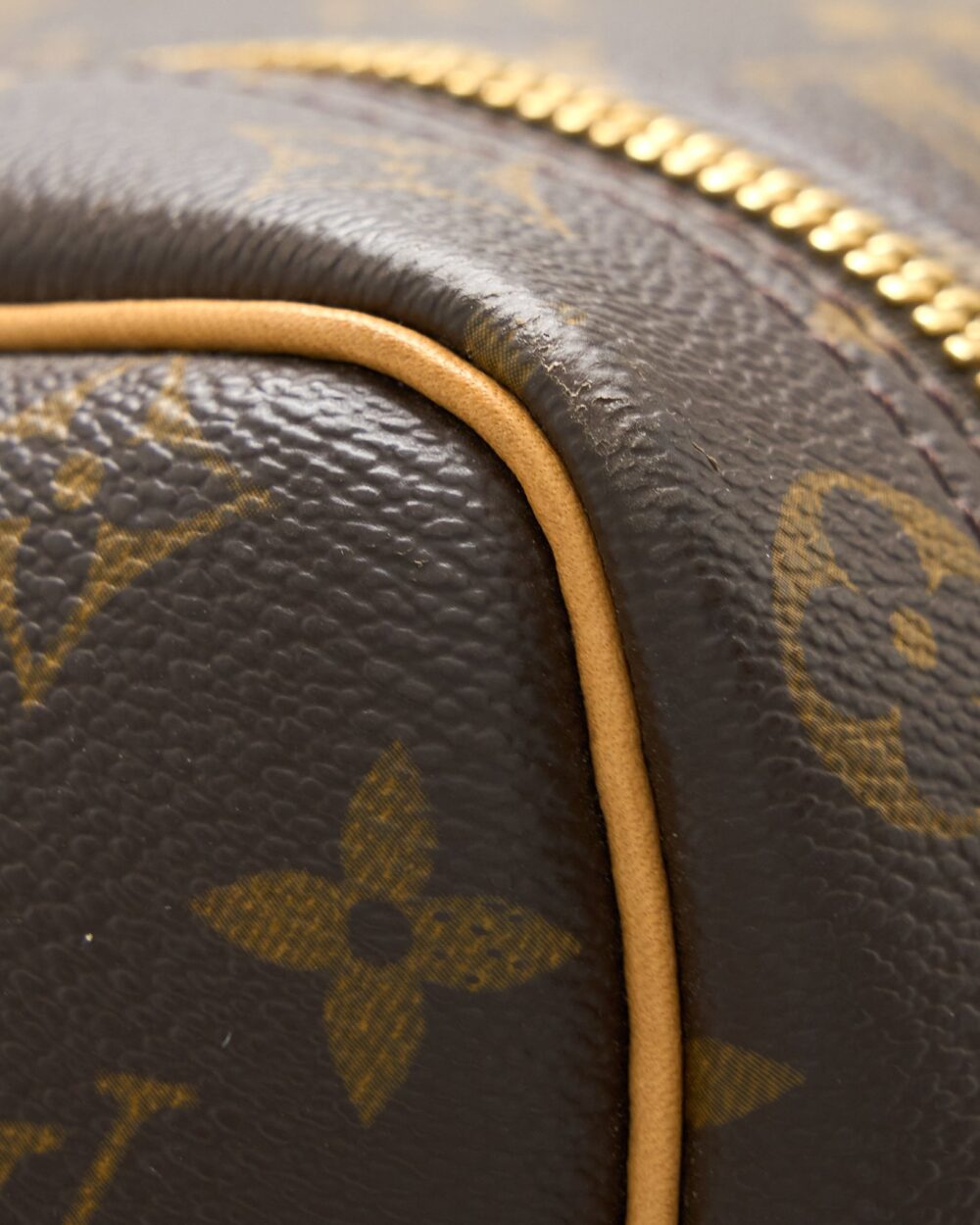 AAA Replica Louis Vuitton LV LARGE LUGGAGE BAG MONOGRAM CANVAS GHW