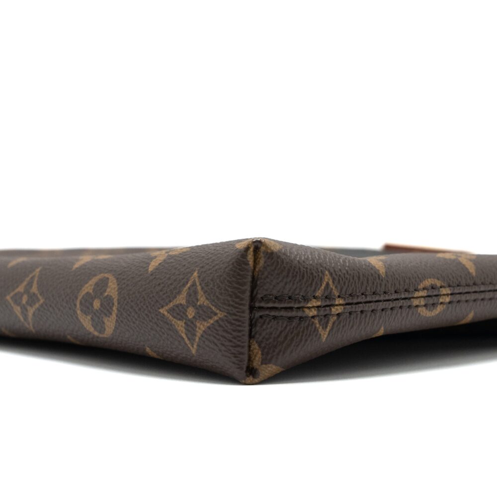 AAA Replica Louis Vuitton LV CARRY IT LIMITED EDITION MONOGRAM CANVAS GHW