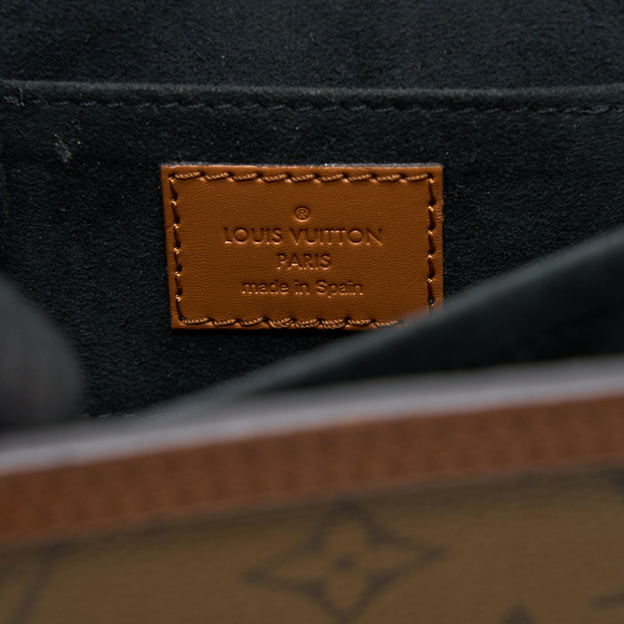 AAA Replica Louis Vuitton LV MINI DAUPHINE MONOGRAM REVERSE CANVAS GHW