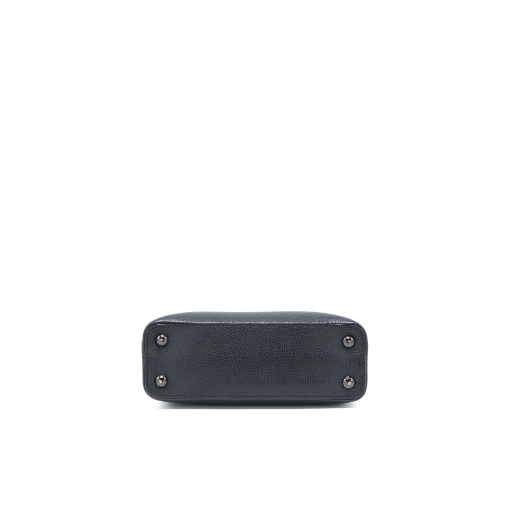 AAA Replica Louis Vuitton LV CAPUCINES BB TAURILLON SO BLACK WITH BLACK HARDWARE