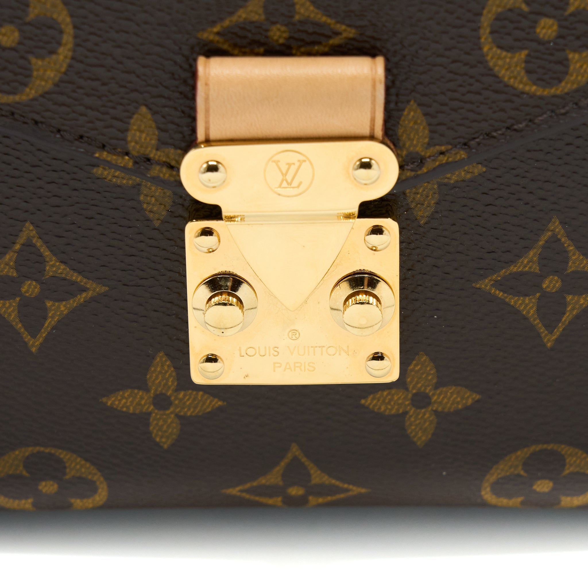 AAA Replica Louis Vuitton LV POCHETTE MÉTIS MONOGRAM CANVAS GHW