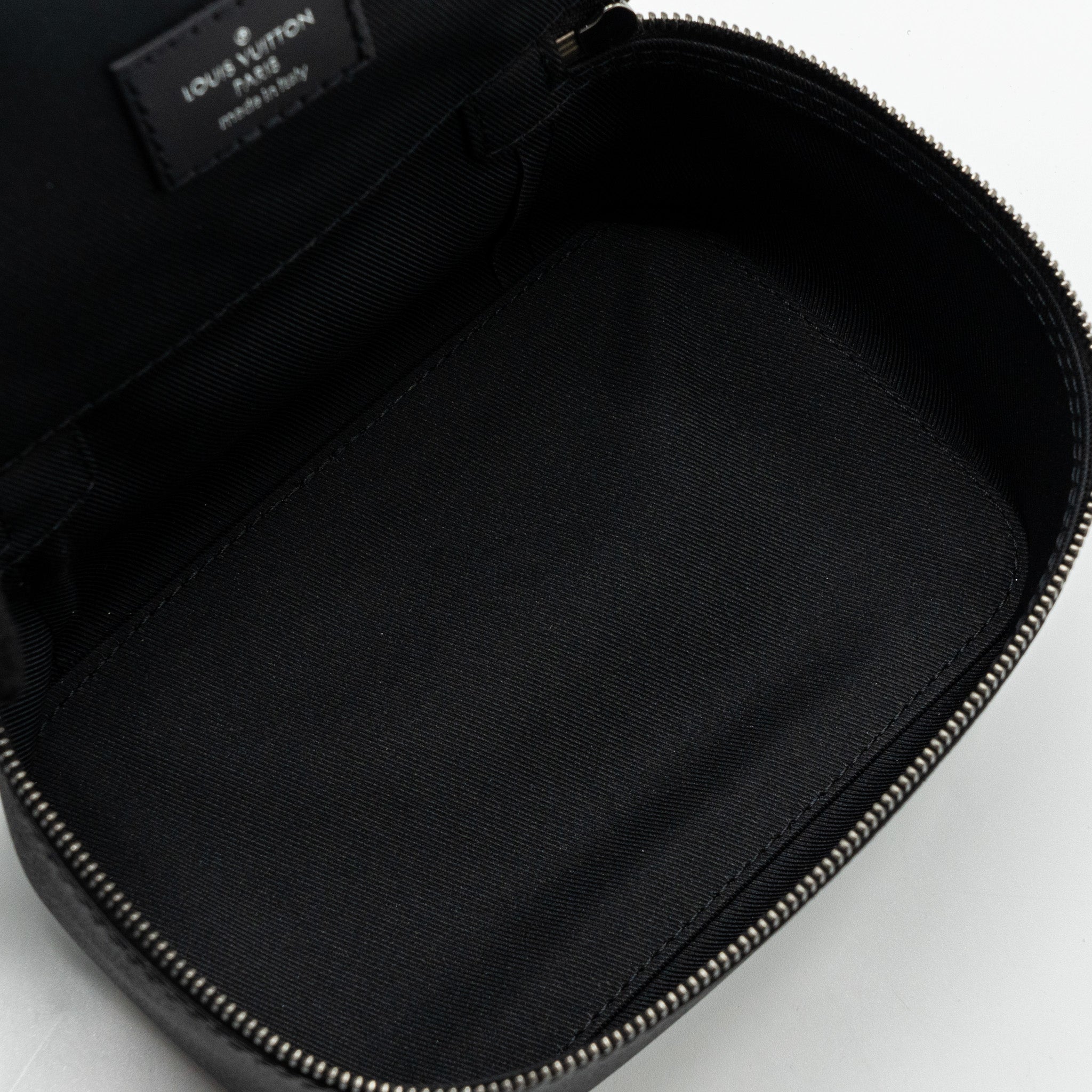 AAA Replica Louis Vuitton LV CUBE DE RANGEMENT PM MONOGRAM ECLIPSE SHW