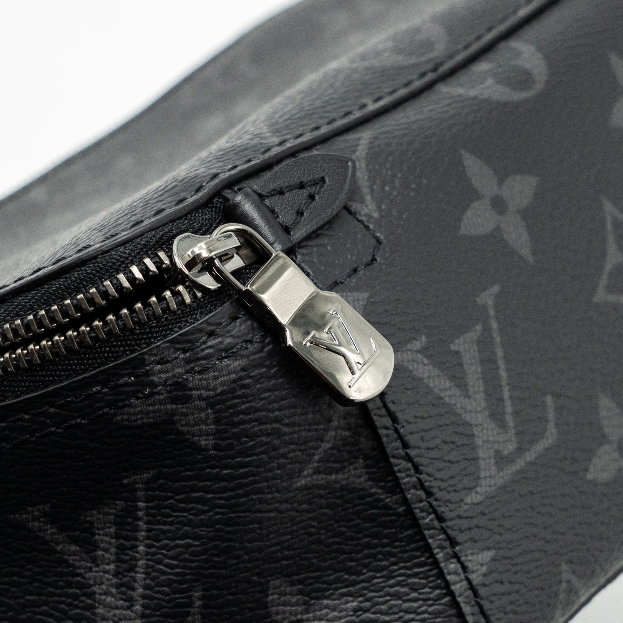 AAA Replica Louis Vuitton LV CUBE DE RANGEMENT PM MONOGRAM ECLIPSE SHW