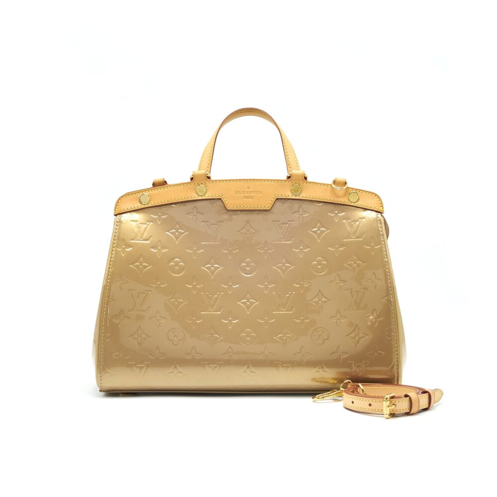 AAA Replica Louis Vuitton LV VERNIS BREA MM BEIGE POUDRE