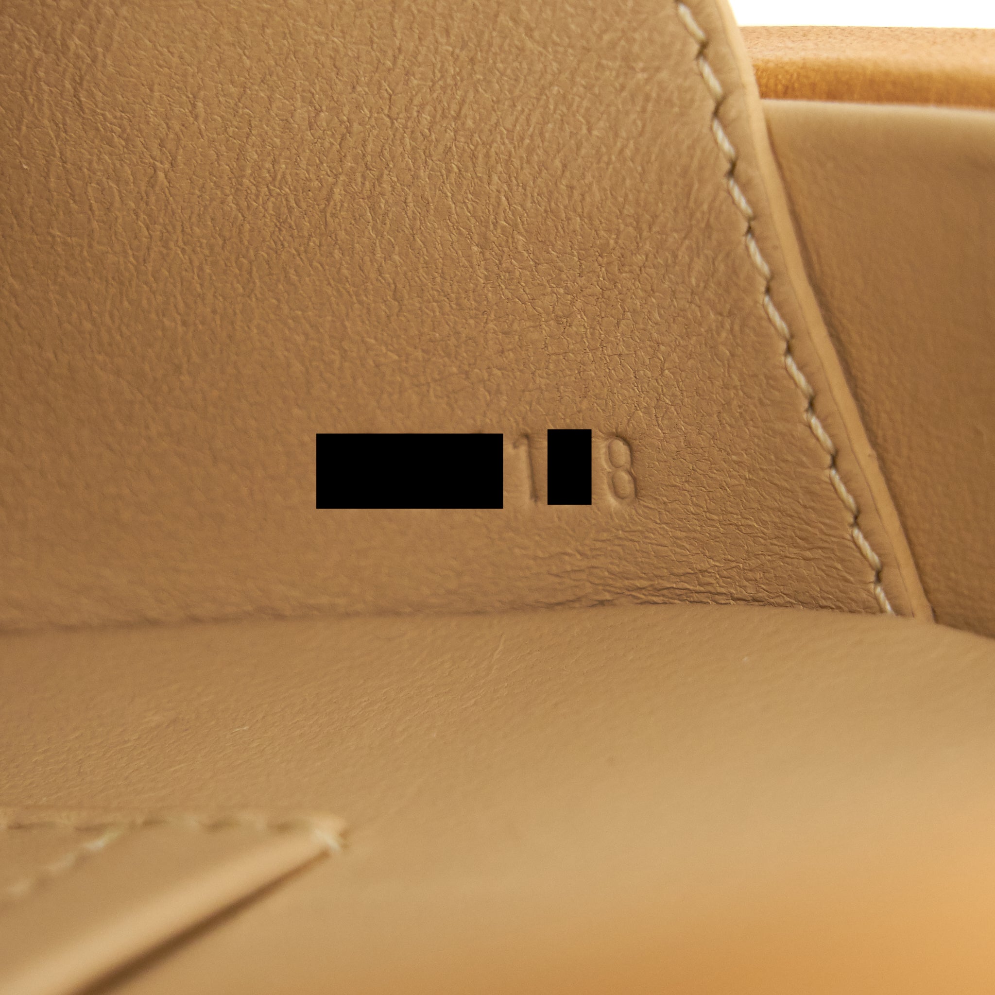 AAA Replica Louis Vuitton LV PETITE BOITE CHAPEAU MONOGRAM CANVAS