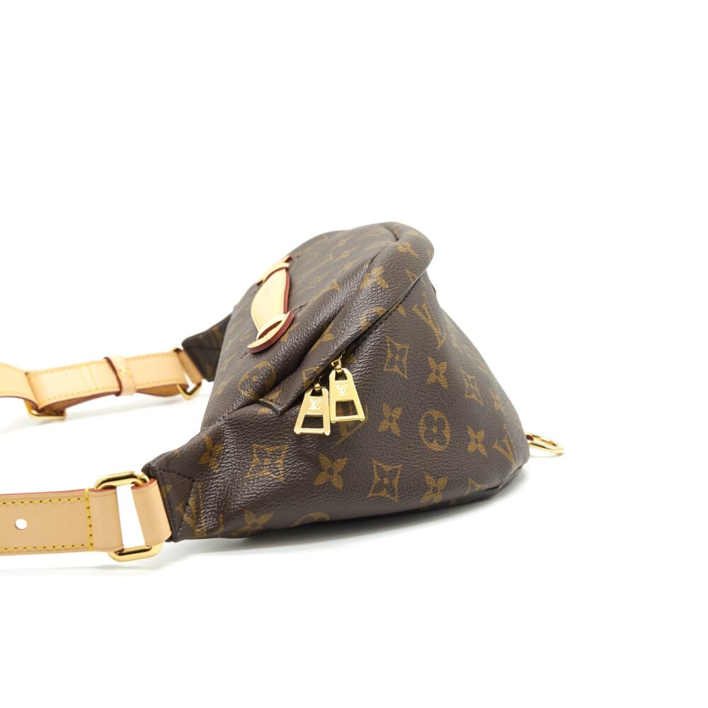 AAA Replica Louis Vuitton LV BUMBAG