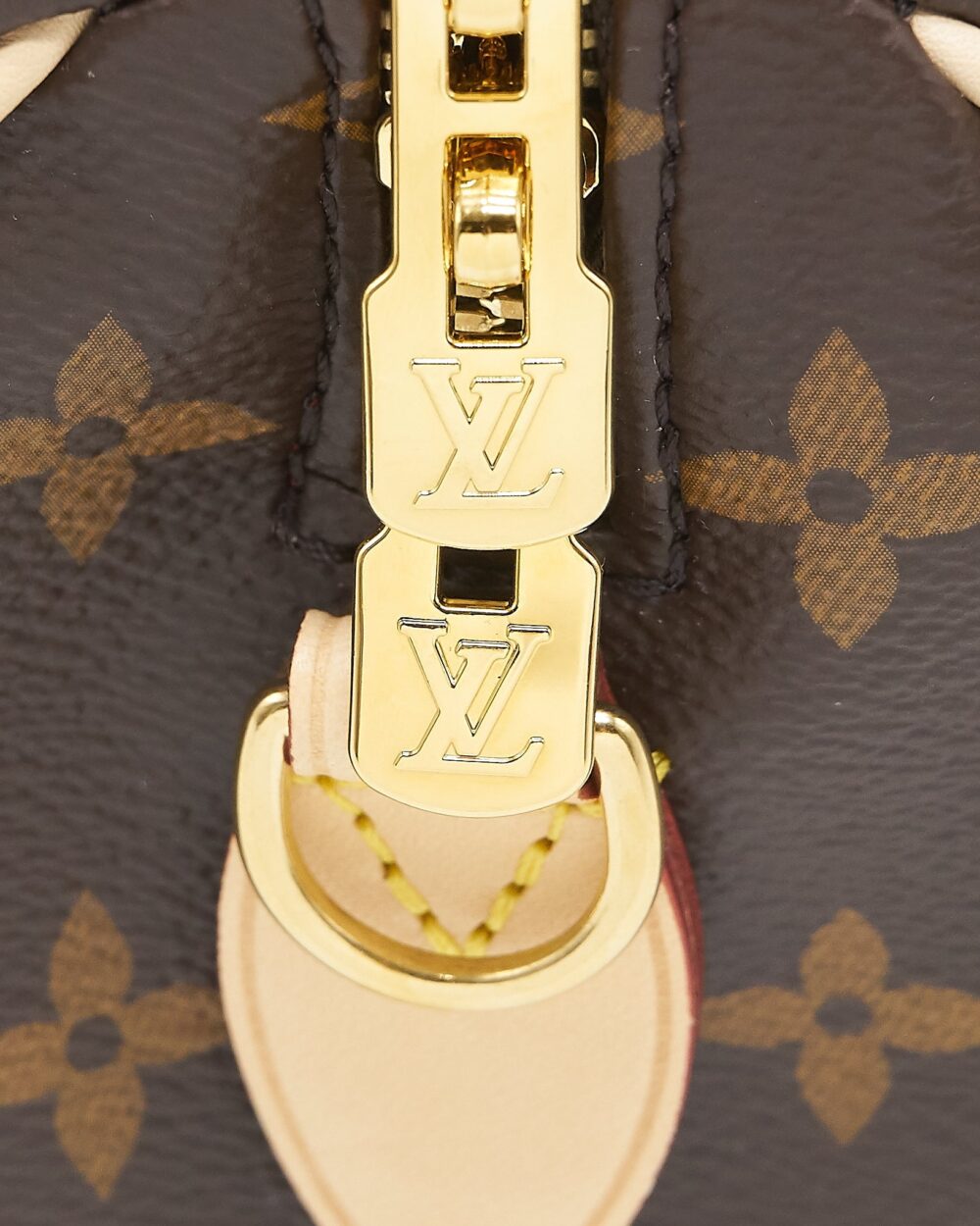 AAA Replica Louis Vuitton LV SPEEDY BANDOULIERE 20 MONOGRAM CANVAS BLACK STRAP