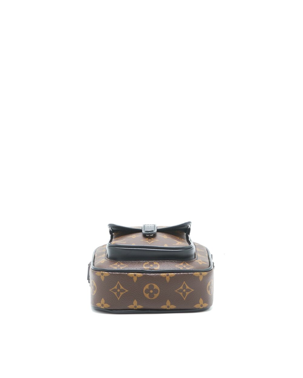 AAA Replica Louis Vuitton LV CROSS BODY CAMERA BAG MONOGRAM