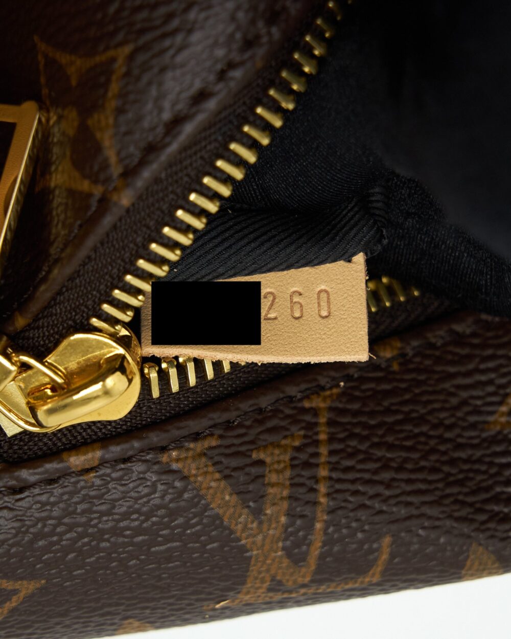 AAA Replica Louis Vuitton LV BUM BAG MONOGRAM CANVAS GHW