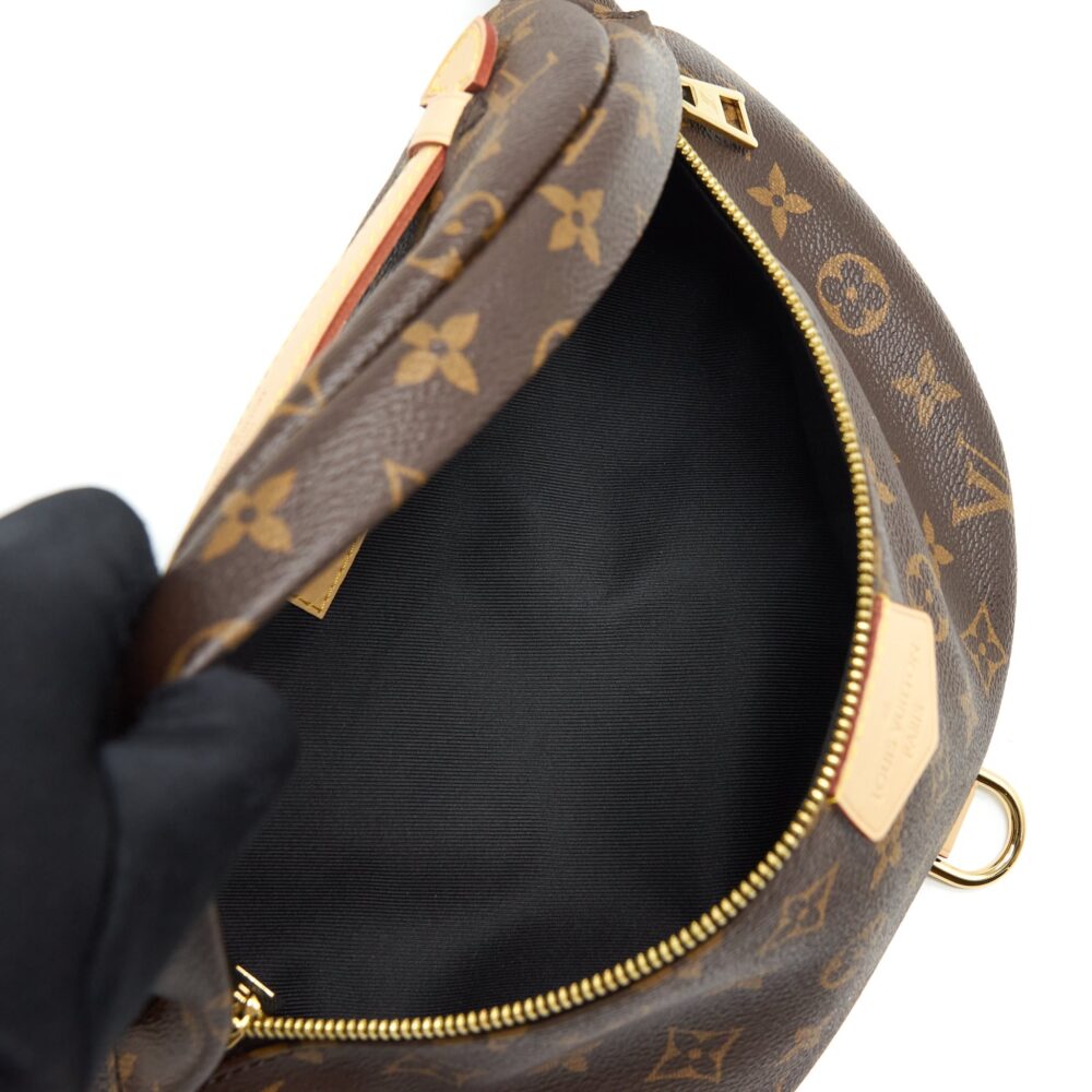 AAA Replica Louis Vuitton LV BUM BAG MONOGRAM CANVAS GHW