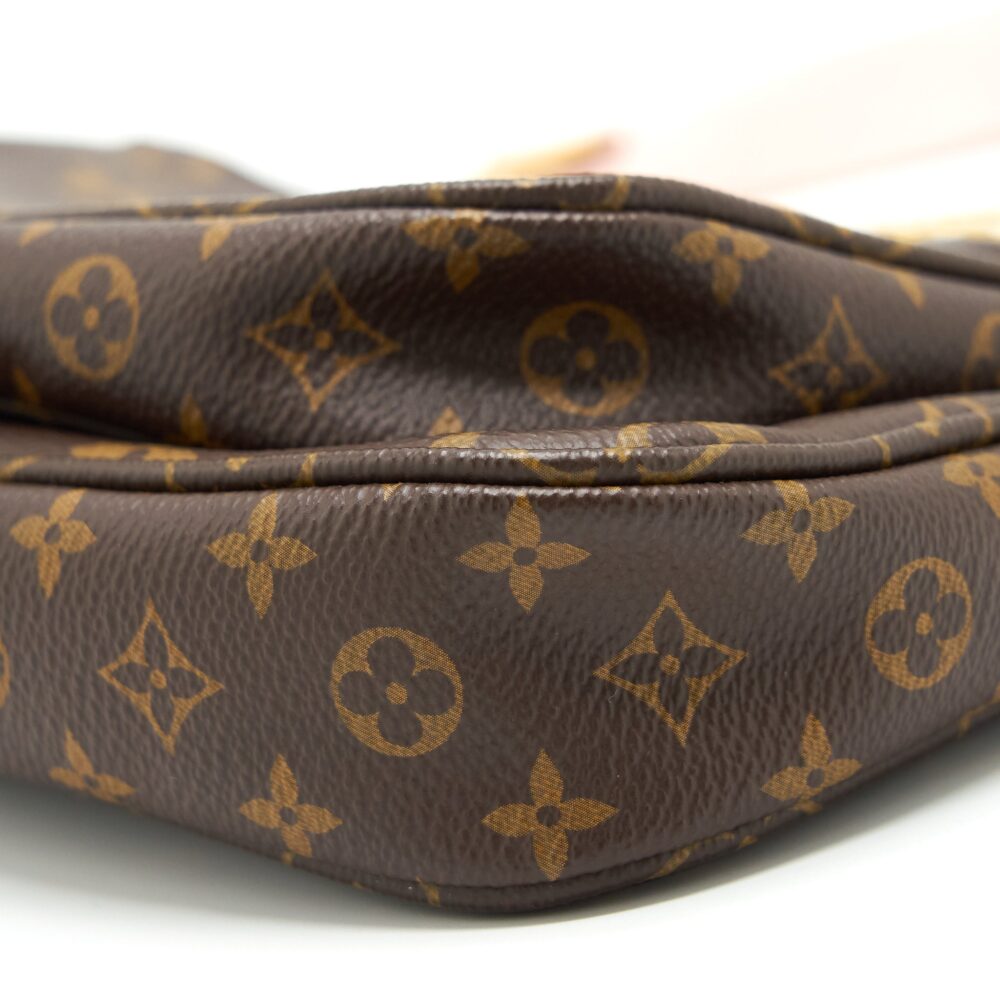 AAA Replica Louis Vuitton LV MULTI POCHETTE ACCESSORIES ROSE CLAIR MONOGRAM CANVAS GHW