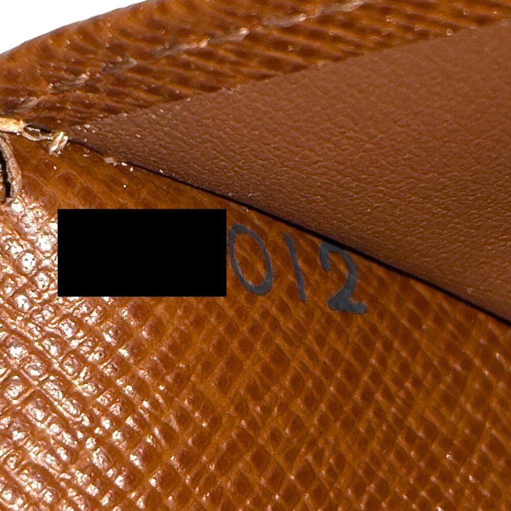 AAA Replica Louis Vuitton LV MONOGRAM PORUTOMONE BIEVUJENOWA BI-FOLD WALLET GHW