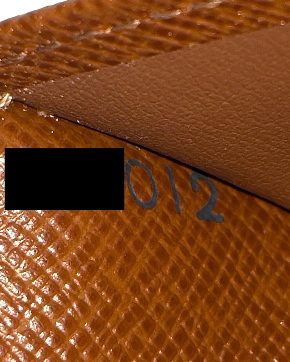AAA Replica Louis Vuitton LV MONOGRAM PORUTOMONE BIEVUJENOWA BI-FOLD WALLET GHW