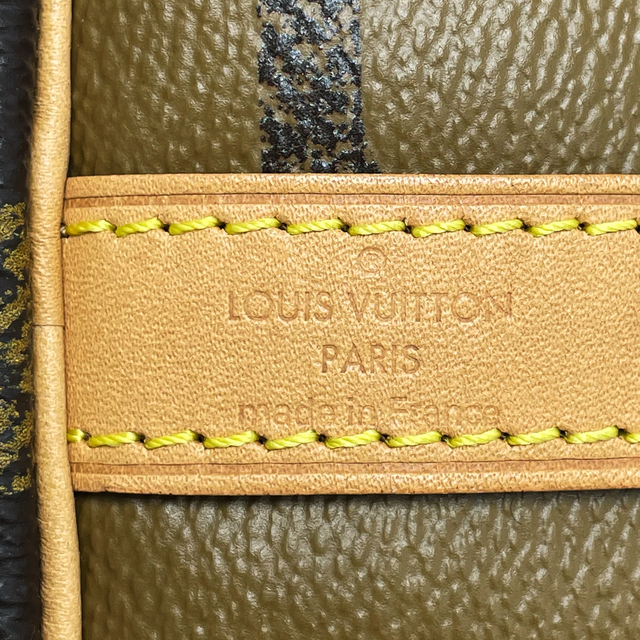 AAA Replica Louis Vuitton LV SPEEDY 30 BANDOULIERE GIANT MONOGRAM REVERSE CANVAS GHW
