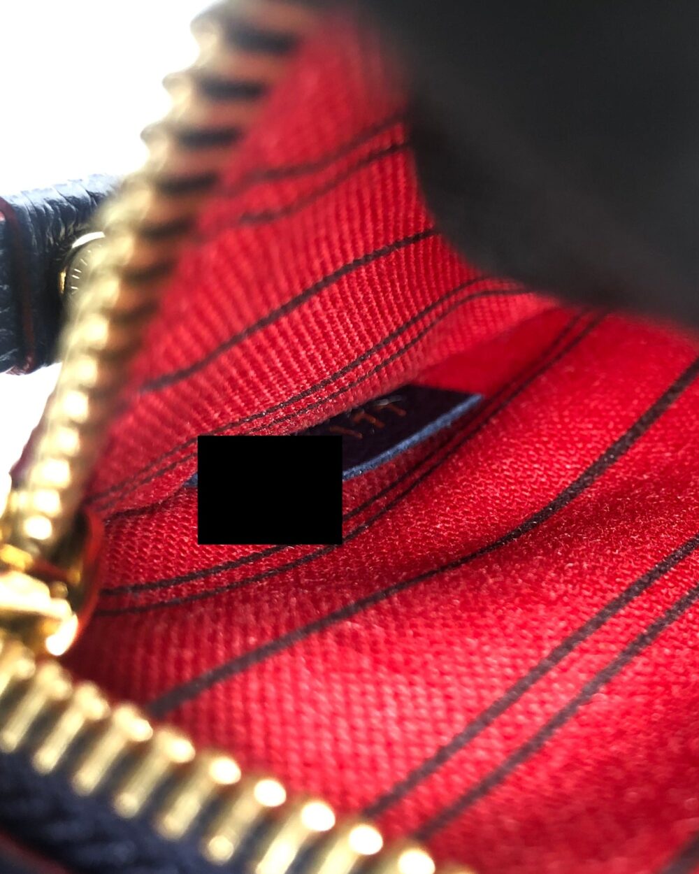 AAA Replica Louis Vuitton LV POCHETTE METIS MARINE ROUGE MONOGRAM EMPREINTE LEATHER