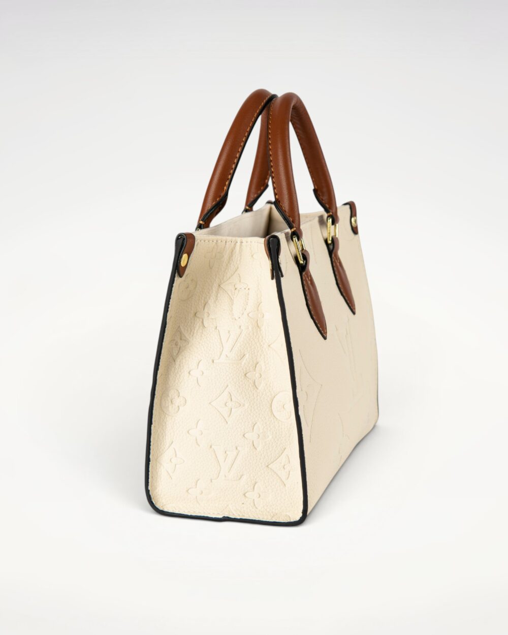 DBS-LC1042 - Onthego PM Handbag Deal
