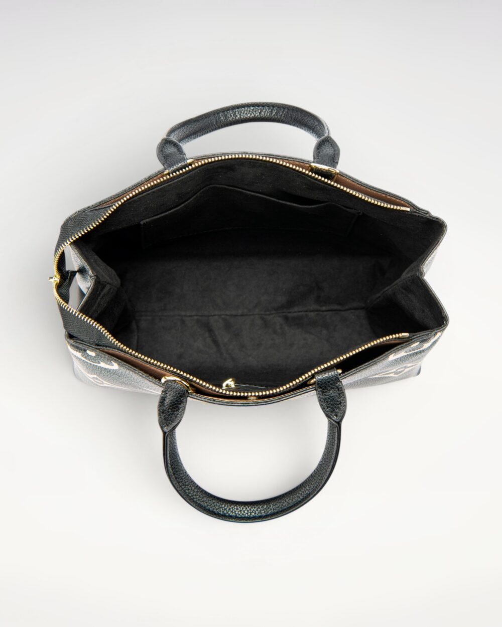 DBS-LC423 - Petit Palais Handbag Deal