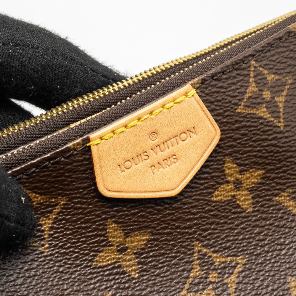 AAA Replica Louis Vuitton LV MULTI POCHETTE MONOGRAM CANVAS ROSE CLAIR GHW