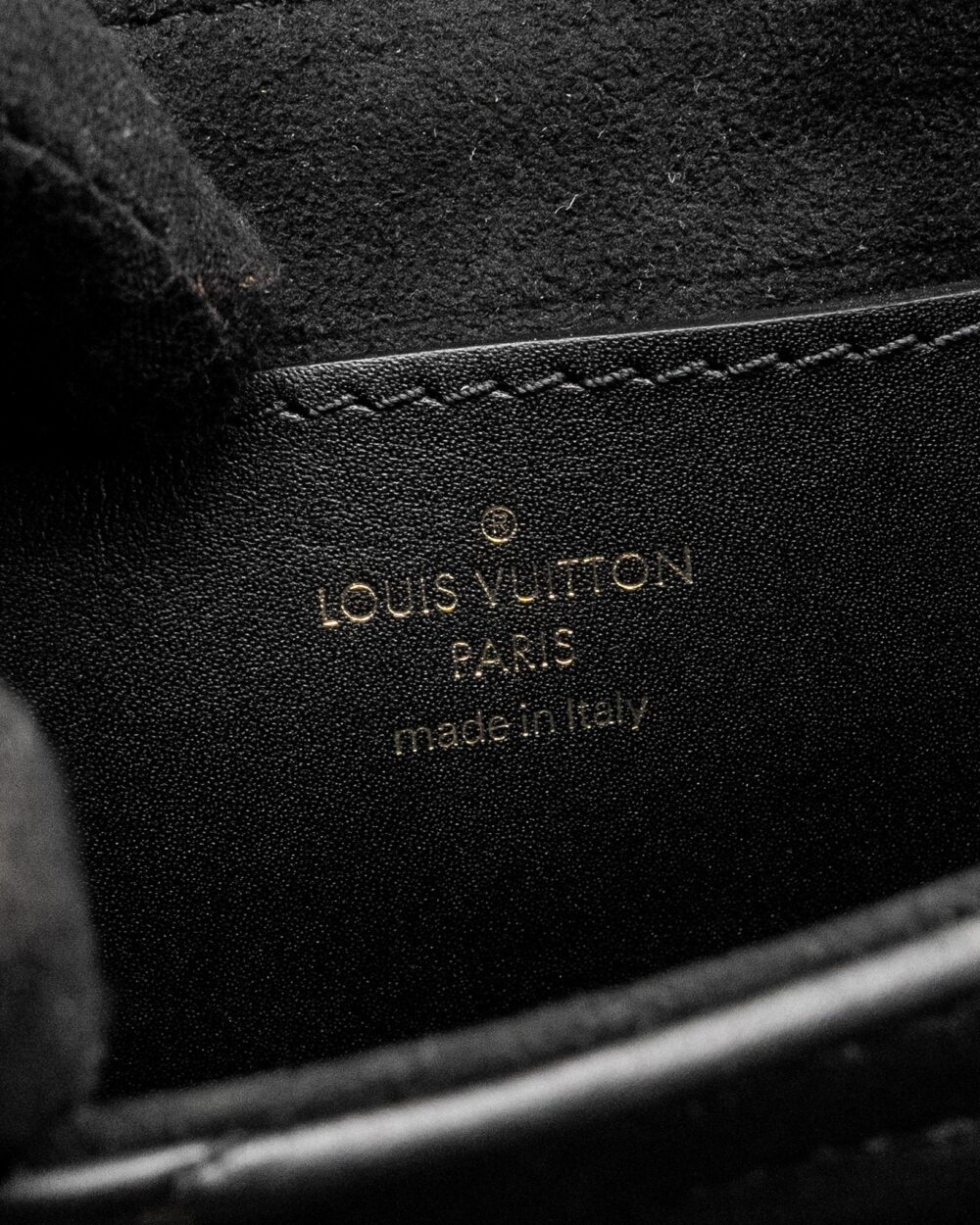 AAA Replica Louis Vuitton LV NEW WAVE MULTI POCHETTE CALFSKIN BLACK GHW