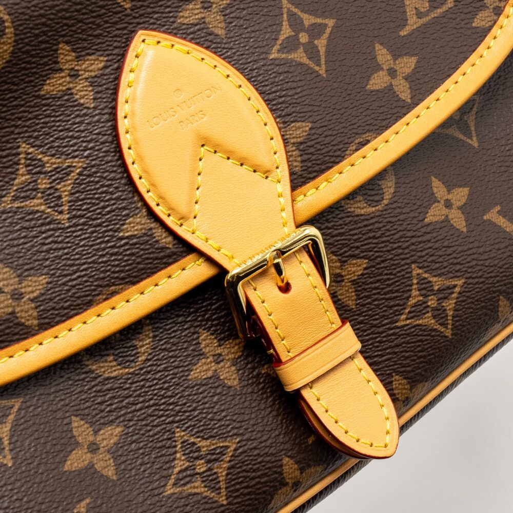 AAA Replica Louis Vuitton LV DIANE BAG WITH FUCHSIA STRAP MONOGRAM CANVAS GHW