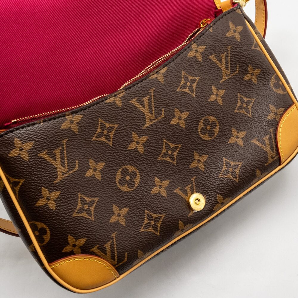 AAA Replica Louis Vuitton LV DIANE BAG WITH FUCHSIA STRAP MONOGRAM CANVAS GHW