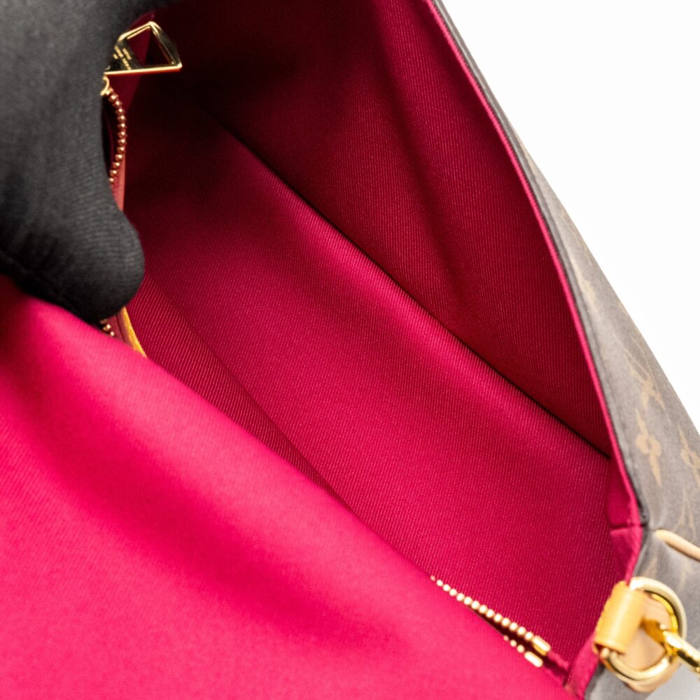 AAA Replica Louis Vuitton LV DIANE BAG WITH FUCHSIA STRAP MONOGRAM CANVAS GHW